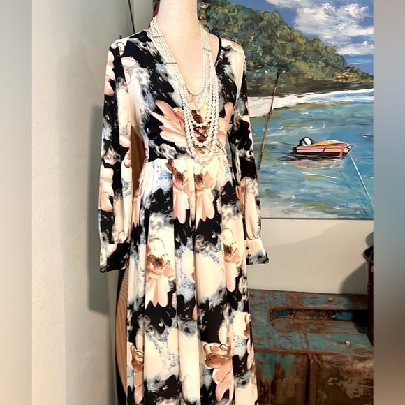 Windsor,Irina Floral,Chiffon,A-Line Dress in Cream, Excellent Condition, Size S - Picture 5 of 17